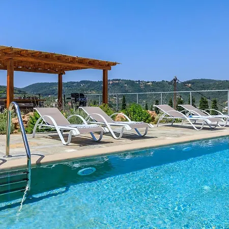 Villa Myli - *