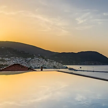 Villa Myli - *