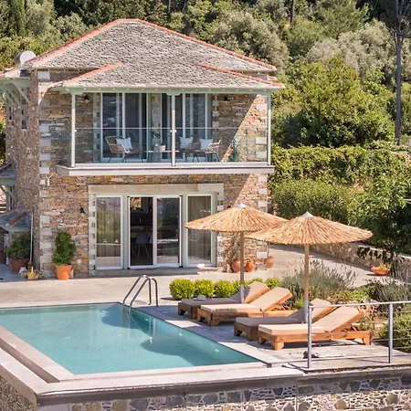 Myli - * Skopelos Town