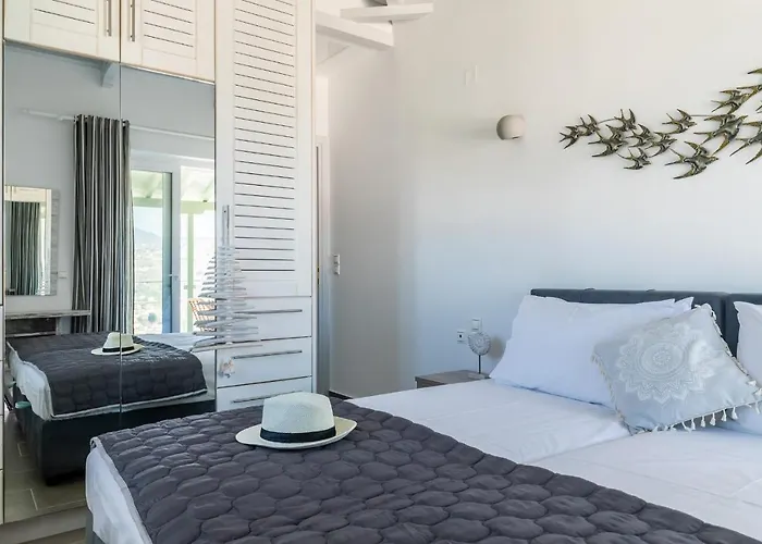 Myli - * Skopelos Town